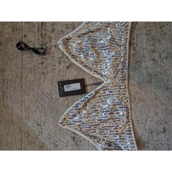 Women's PrettyLittleThing Silver Sequin Crop Top and Pants Set Size 2X - Picture 3 of 8